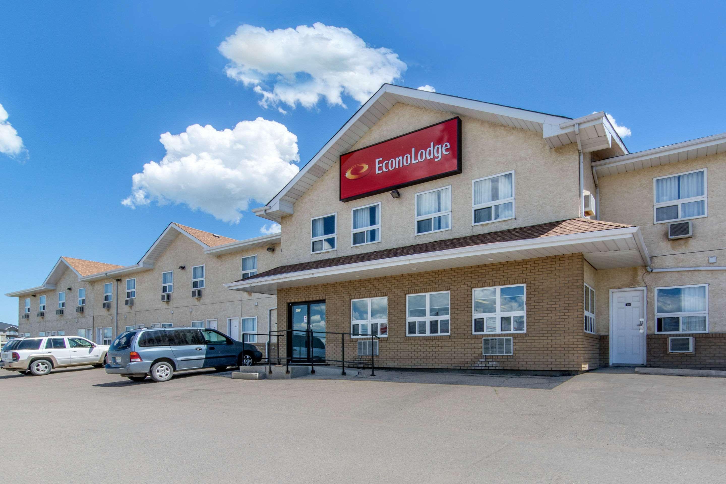 Econo Lodge Regina Luaran gambar