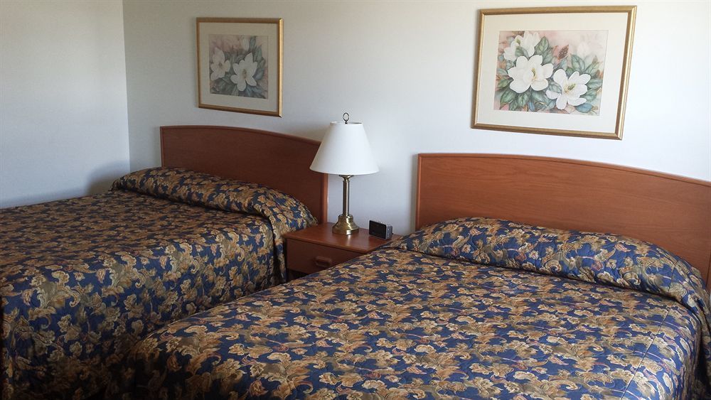 Econo Lodge Regina Luaran gambar