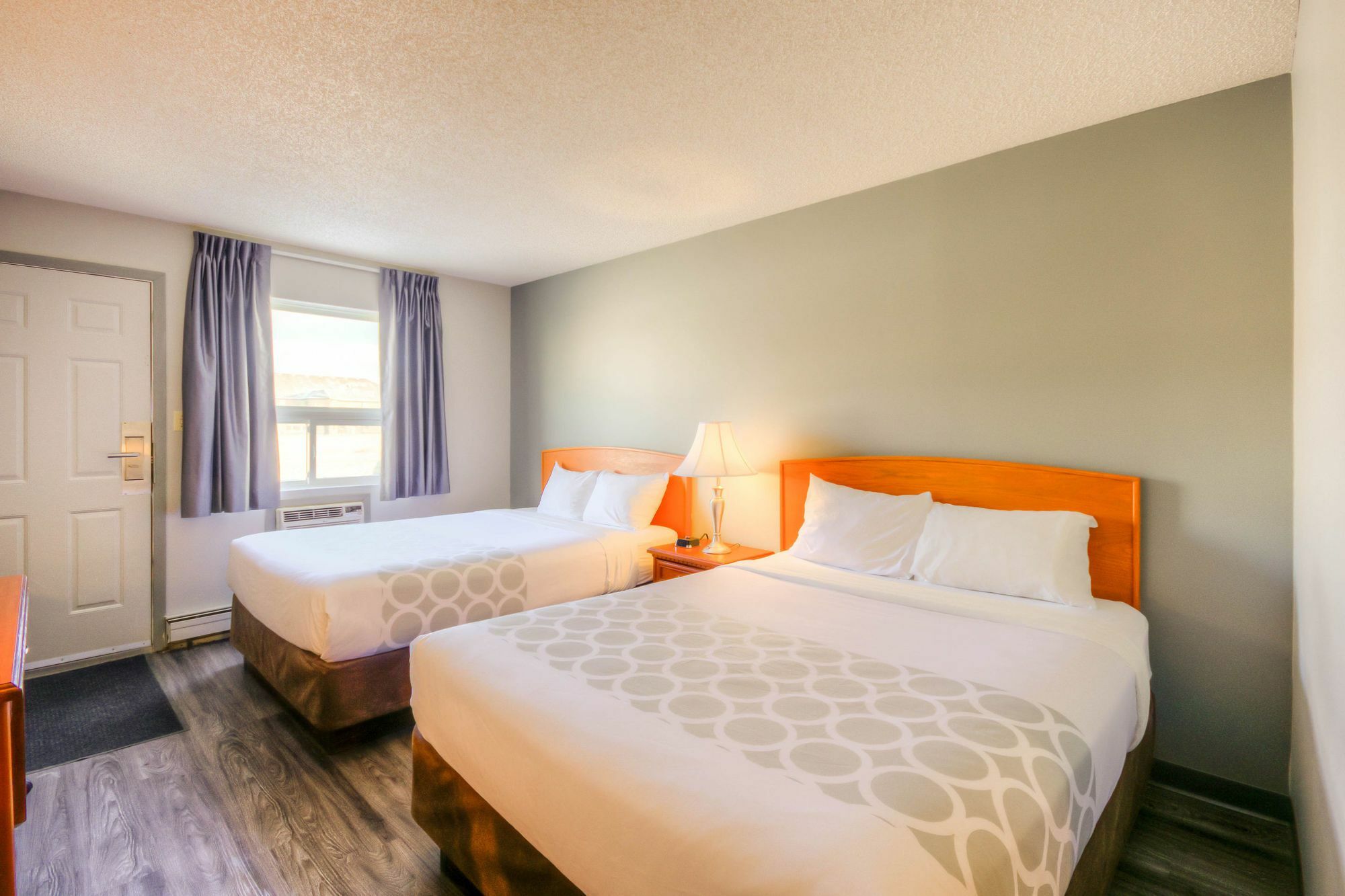 Econo Lodge Regina Luaran gambar