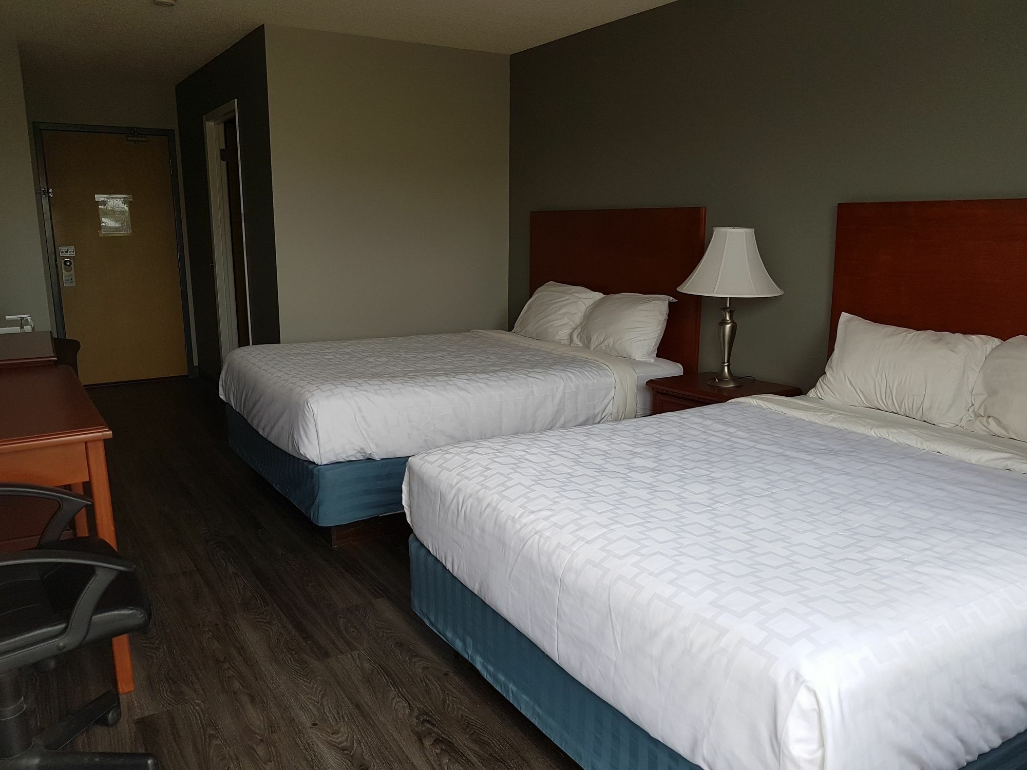 Econo Lodge Regina Luaran gambar