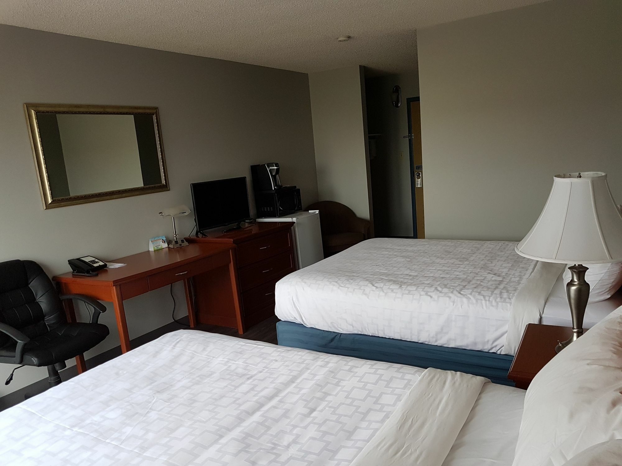 Econo Lodge Regina Luaran gambar