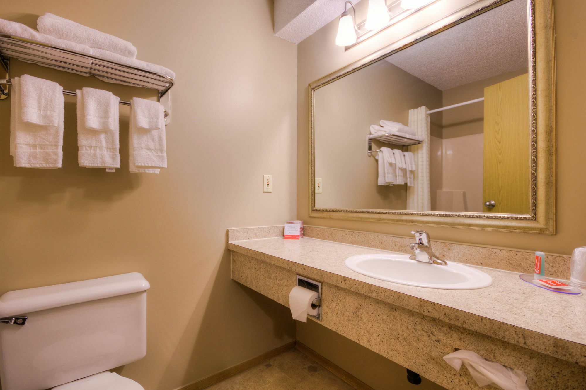 Econo Lodge Regina Luaran gambar